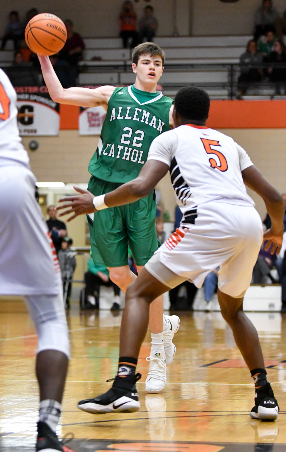 Prep Boys' Basketball: Alleman at United Township